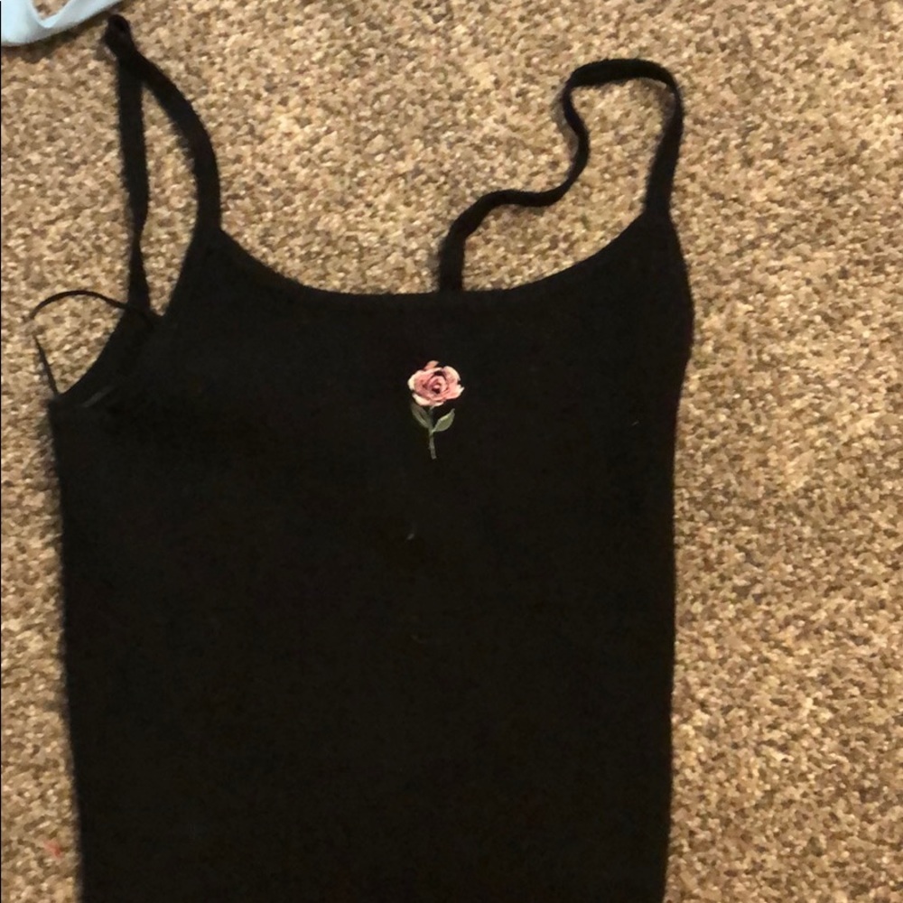Black flower tank top